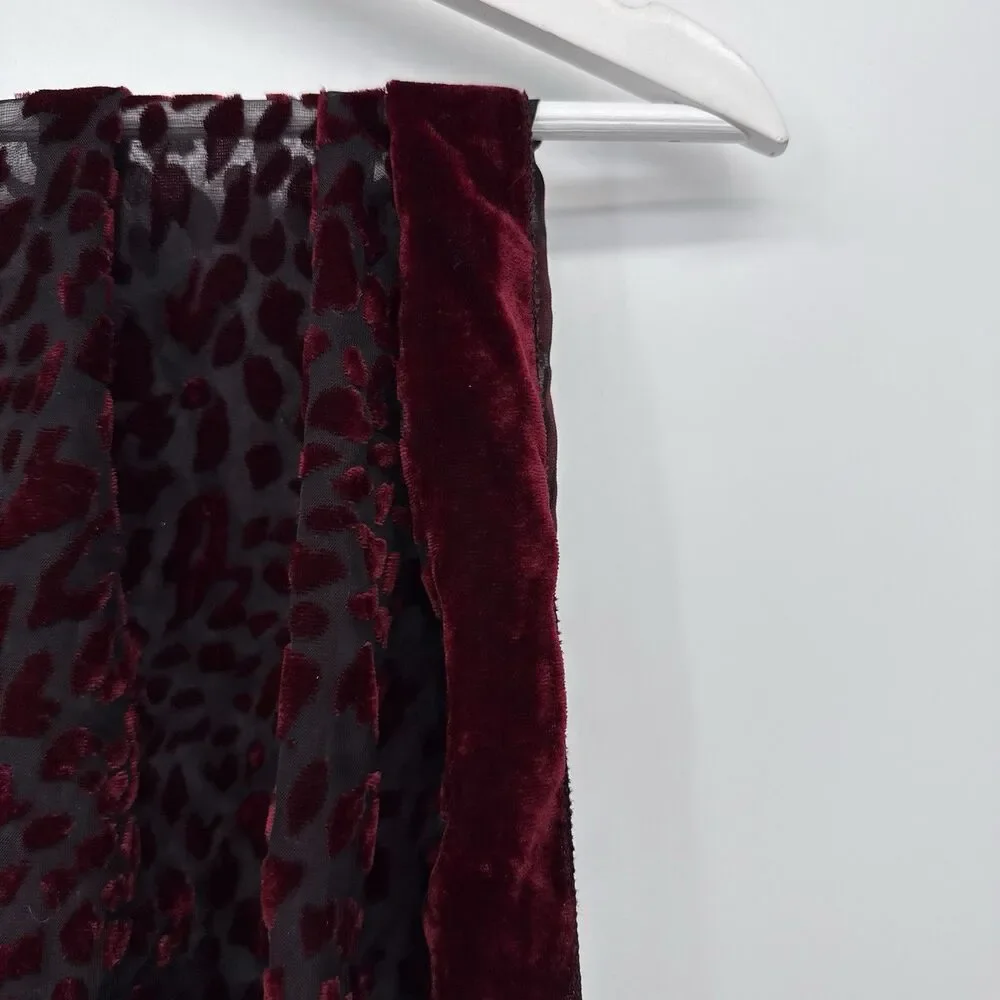 Vintage size red